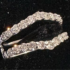 Kay Jewelers Beautiful 1 carat round-cut enhancer.